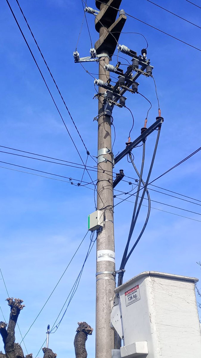 GreenLabsAR's tweet photo. ¿Menos cortes en media tensión?
FLISR + rastros inteligentes + RTUs Greenlabs.
📡 Detección de fallas en tiempo real con DNP3 + LTE
📉 Menor SAIDI, mayor confiabilidad.
📍 Industria argentina
#SmartGrid #FLISR #RTU #SAIDI #DNP3 #Greenlabs https://t.co/nfZc7aPClm