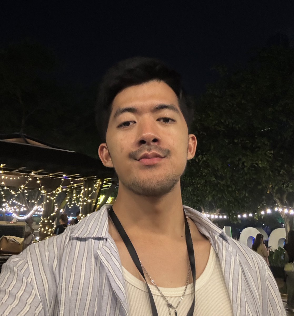 wait new profile pic maybe