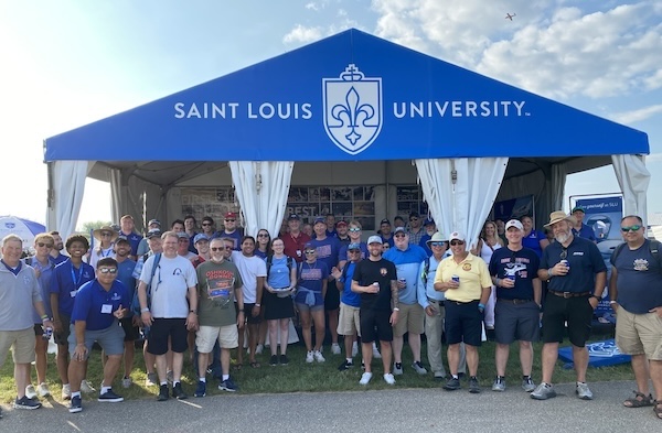 Alums, are you attending EAA AirVenture? Join the Oliver L. Parks Department of Aviation and the SSE at our annual alumni reception during the EAA AirVenture in Oshkosh on 7/23! Register here: loom.ly/mpdYJFg