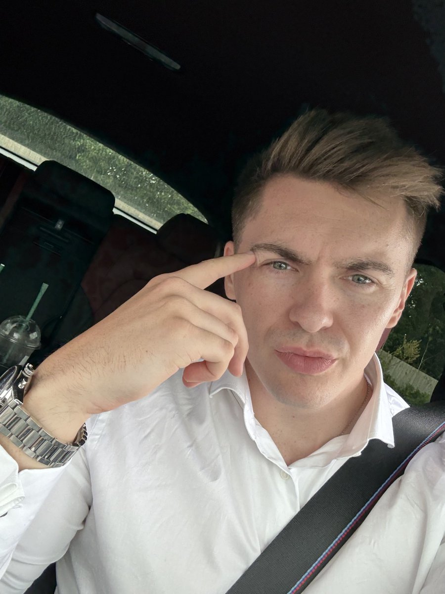 Clean shaven and suit day 😏