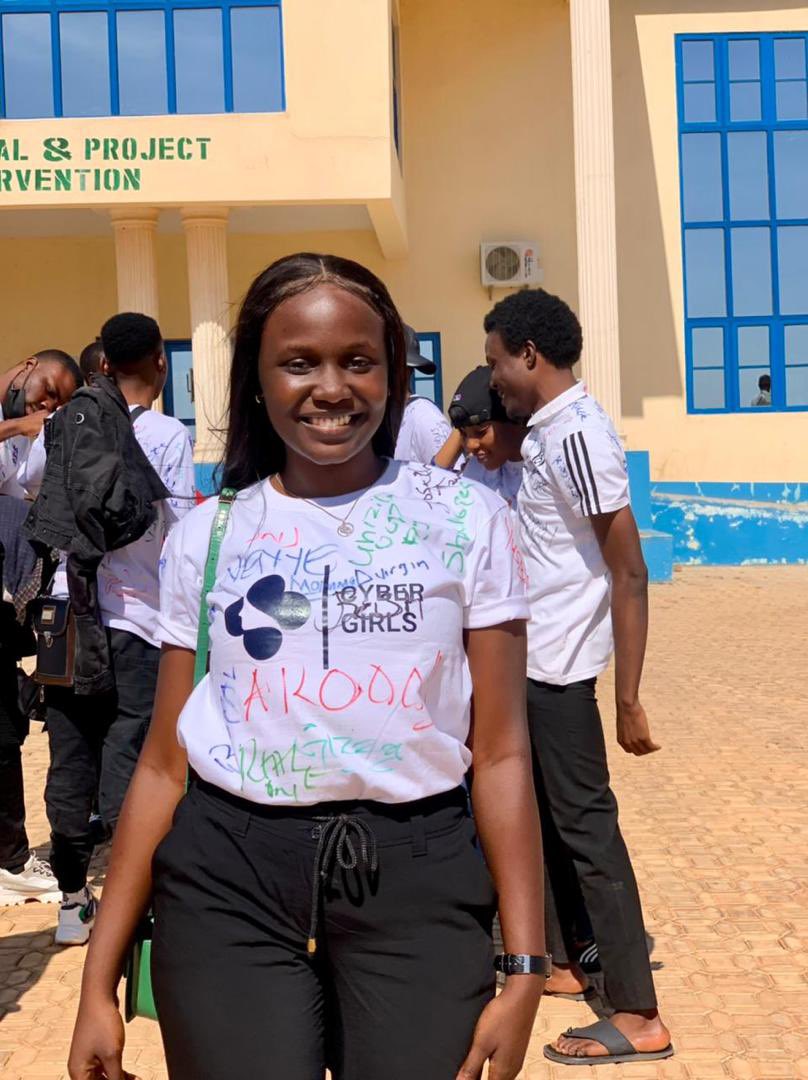 Sisinerd's tweet photo. Some blessings take a while to bake but this girl deserves all of this and more….She’s worked, she’s served! 

We found and trained her in Kaduna, but she’s been bullish and in charge of her career since then. 

The first picture was taken in 2021 when CyberGirls kicked off, but look how she’s grown! 

From Kaduna to Berlin!