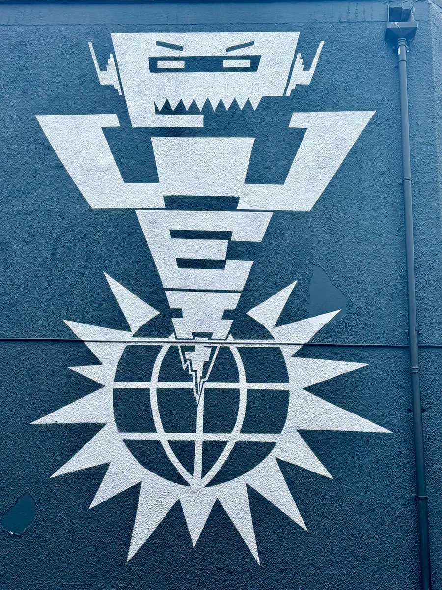 Local artist Cal has began immortalising the musical legacy of Stourbridge with band logo murals. The Wonderstuff mural is the size of a cow.