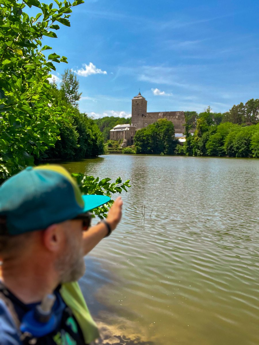 Tam, tam je ten hrad 😆