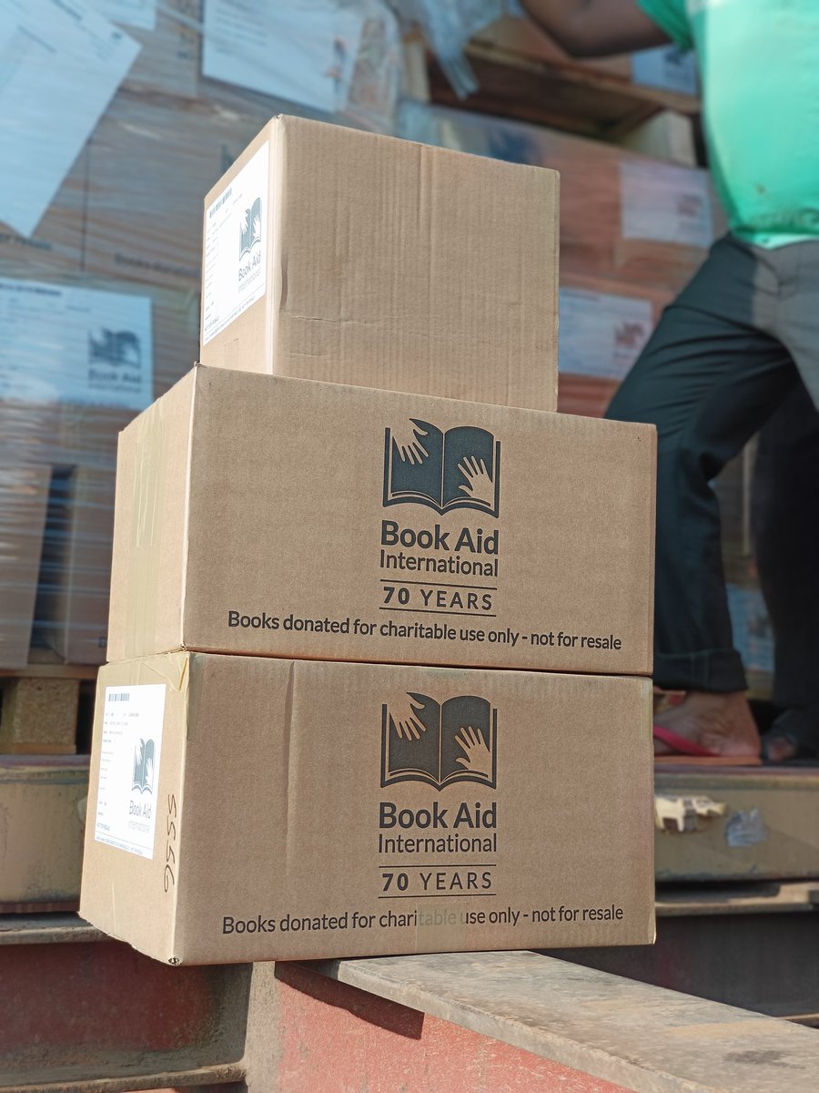 READY, SET, BOOKS! 📚 

We are coming to Mbarara, Kabale  
Kisoro, Mitooma, Fort Portal,  
Bundibugyo, Masindi, Hoima,  
Mbale, Tororo, Lira, Soroti, Jinja, 
Kamuli, Bugiri, Busia, Paidha, Nebbi, Arua and Koboko.

#Uganda