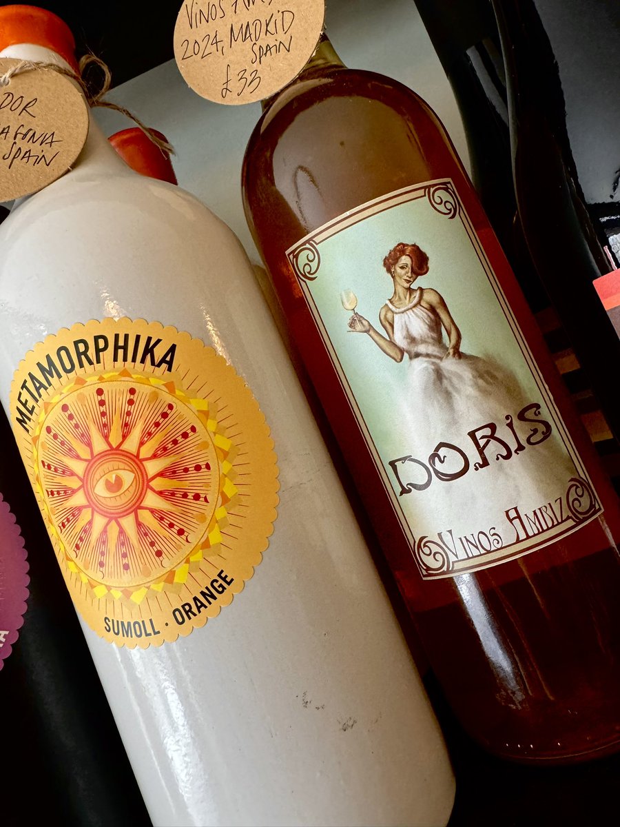 BenHalligan's tweet image. orange wine, toasted meringue, fresh sourdough; Isca, Levenshulme