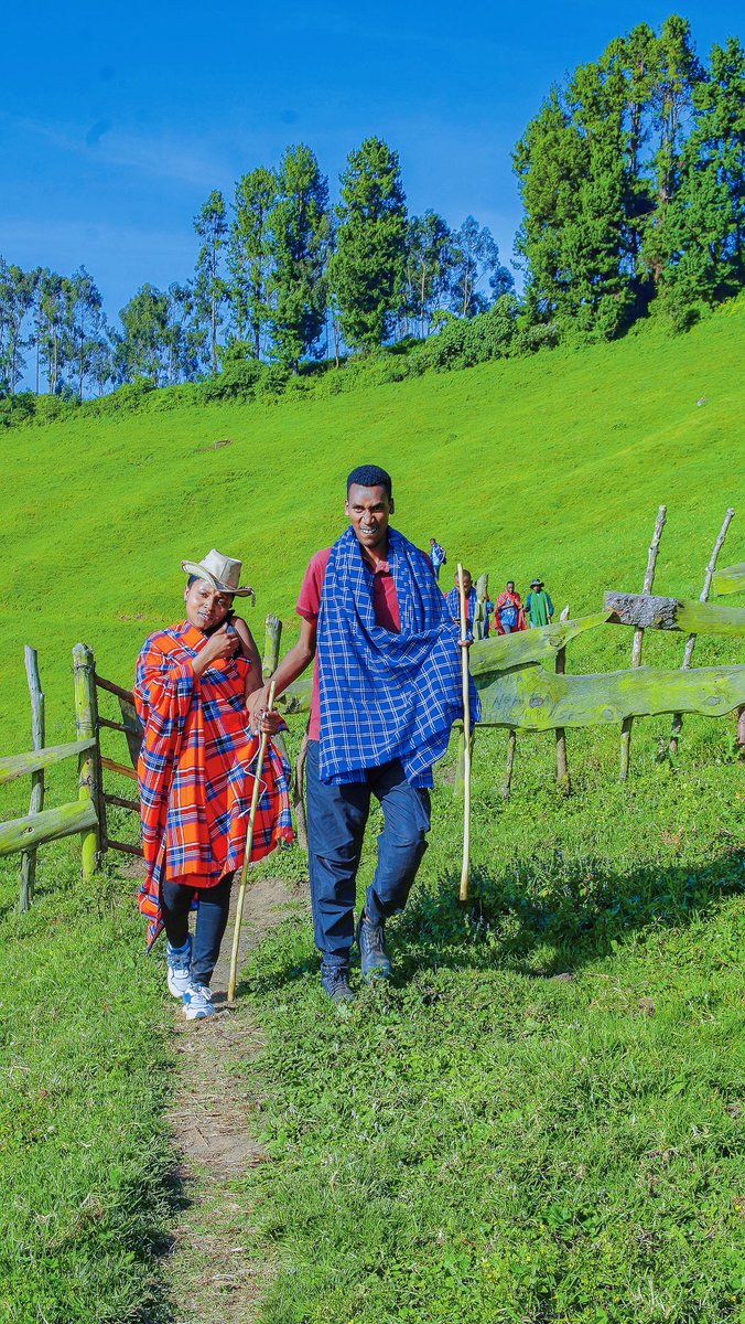 nkotanyi_5's tweet image. Genda Rwanda urinziza 
Uhumeka Amahoro
Ibyiza Bigutatse  birimo  ikirere cyiza ubutaka bwiza bwambaye ubwatsi bwiza 

Bigogwe Greenland ✨💚

#Visitbigogwe @Visit_Bigogwe