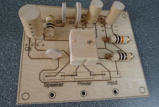 Gallery Mono Amplifier Training Aid - This is a scale model of the Mono Amplifier Kit, carefully reproduced at 8 times the normal size. The components can be removed and when correctly assembled it even works!  #dt
kitronik.co.uk/blog/gallery-m…