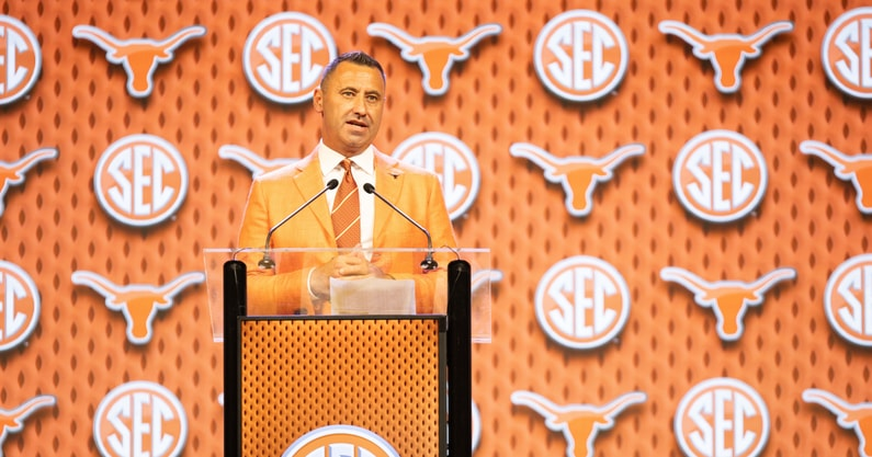 Inside Texas (@insidetexas) on Twitter photo Who should the Longhorns bring to SEC media days later this month?
<a href="/EvanVieth/">Evan Vieth</a> on who should accompany Steve Sarkisian in Atlanta (FREE): on3.com/teams/texas-lo… Who should the Longhorns bring to SEC media days later this month?
<a href="/EvanVieth/">Evan Vieth</a> on who should accompany Steve Sarkisian in Atlanta (FREE): on3.com/teams/texas-lo…