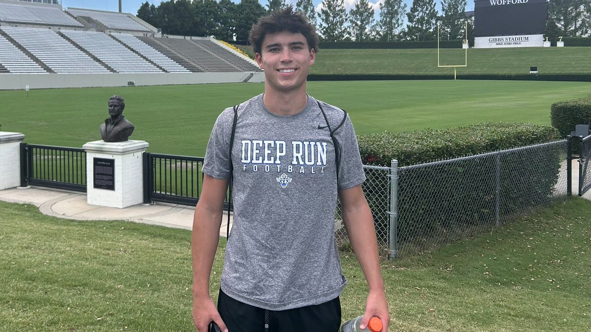 Six Star Football | PLUS+ (@sixstarfootball) on Twitter photo Offensive Playmakers Shine Bright at Wofford Prospect Camp
📈 Several prospects boosted their recruiting momentum in front of staff
🔥 Full recap + detailed scouting reports 📖
STORY ▶️ sixstarfootball.com/article/offens…
<a href="/CullenBurch26/">Cullen Burch</a> <a href="/JacobDavis29396/">Jacob Davis</a> <a href="/DixonNate11/">Nathaniel Dixon</a> <a href="/ZFuller2011/">Zavion Fuller</a> Offensive Playmakers Shine Bright at Wofford Prospect Camp
📈 Several prospects boosted their recruiting momentum in front of staff
🔥 Full recap + detailed scouting reports 📖
STORY ▶️ sixstarfootball.com/article/offens…
<a href="/CullenBurch26/">Cullen Burch</a> <a href="/JacobDavis29396/">Jacob Davis</a> <a href="/DixonNate11/">Nathaniel Dixon</a> <a href="/ZFuller2011/">Zavion Fuller</a>