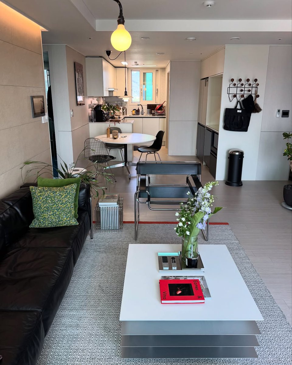 interiorsuckerr's tweet photo. https://t.co/L9mN4KvrEK