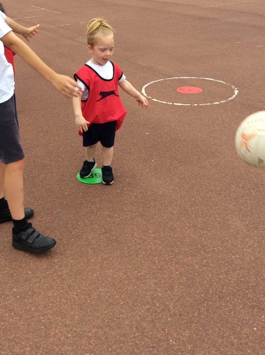 EarlyYearsPoplarStreet tweet media