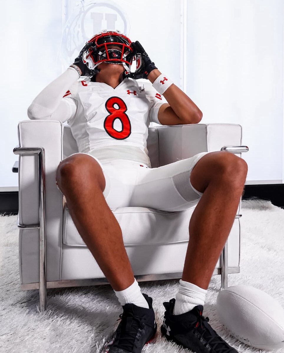 For everyone expecting Salesi Moa to announce his school today, I’ve been told he recently delayed it. Before anyone freaks out, Moa delayed it before <a href="/SWiltfong_/">Steve Wiltfong</a> made his <a href="/On3sports/">On3</a> <a href="/Rivals/">Rivals</a> prediction.