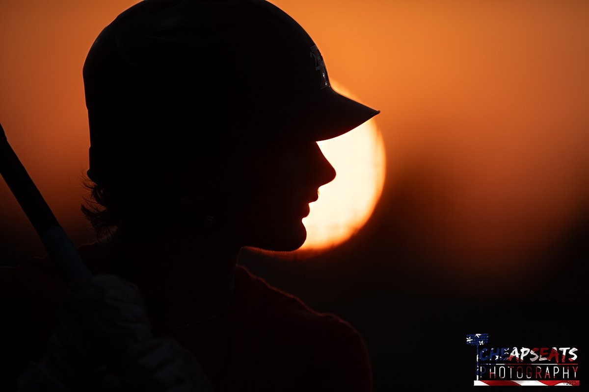 Cheap Seats Photo (@cheapseatsphoto) on Twitter photo #BaseballPics ⚾️
Link: bit.ly/post253-dssmci…
Good ol' fashioned hot & humid day for baseball in #DeSotoMo Thursday!
@253baseball #desotosmci <a href="/MOLegionBall/">Missouri American Legion Baseball</a> <a href="/legionbaseball/">American Legion Baseball</a> <a href="/whitenerjeffrey/">Jeff Whitener 🗣🎤💻</a> <a href="/BlueTigerMe/">Blue Tiger Media 🗣🎙🎧</a> <a href="/MasonSchirmer/">Mason Schirmer</a> #BaseballPics ⚾️
Link: bit.ly/post253-dssmci…
Good ol' fashioned hot & humid day for baseball in #DeSotoMo Thursday!
@253baseball #desotosmci <a href="/MOLegionBall/">Missouri American Legion Baseball</a> <a href="/legionbaseball/">American Legion Baseball</a> <a href="/whitenerjeffrey/">Jeff Whitener 🗣🎤💻</a> <a href="/BlueTigerMe/">Blue Tiger Media 🗣🎙🎧</a> <a href="/MasonSchirmer/">Mason Schirmer</a>