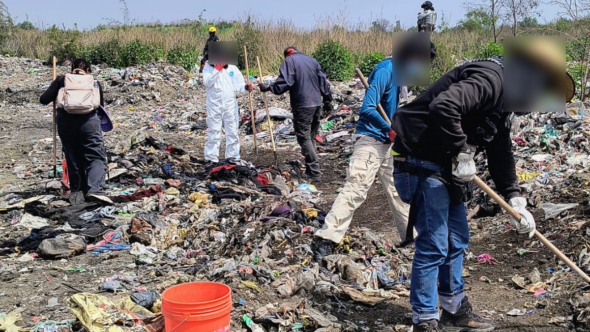 🔍 #BúsquedaDePersonas | Acciones interinstitucionales en #Nezahualcóyotl
En una jornada de búsqueda masiva, trabajamos en coordinación con:

🚒 Bomberos CDMX | 🪖 Guardia Nacional | 👥 GEABI | 🕯️ Una Luz en tu Camino
👮‍♂️ PDI CDMX | 🤝 COBUPEM

acortar.link/oJLTwk