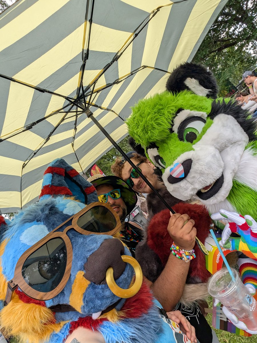 Skynal (@skynal1) on Twitter photo Hope everyone had a good 4th! 
🐺: <a href="/Puppymow/">Puppymow 🔜 MPLX</a> 
☔: <a href="/floofycarcar/">BORFLOS 🥰💚🍻</a> Hope everyone had a good 4th! 
🐺: <a href="/Puppymow/">Puppymow 🔜 MPLX</a> 
☔: <a href="/floofycarcar/">BORFLOS 🥰💚🍻</a>