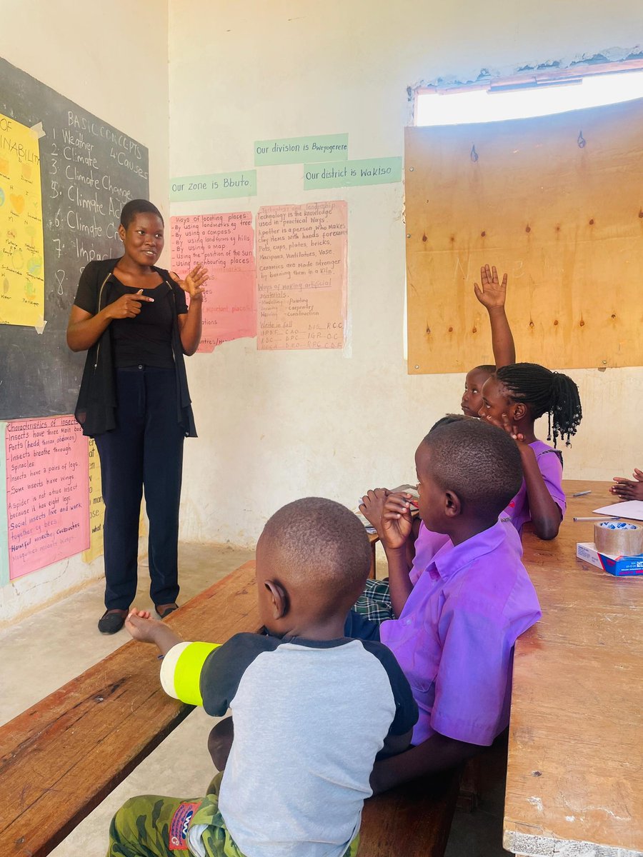 AFRIWISEFDN's tweet image. The future is green and it starts with #empowering young minds!
Yesterday we empowered climate #Education to young learners, teaching them the causes of #climate #change and the #ABCs of #sustainability.
#AWF
#WOJI
#ClimateEducation