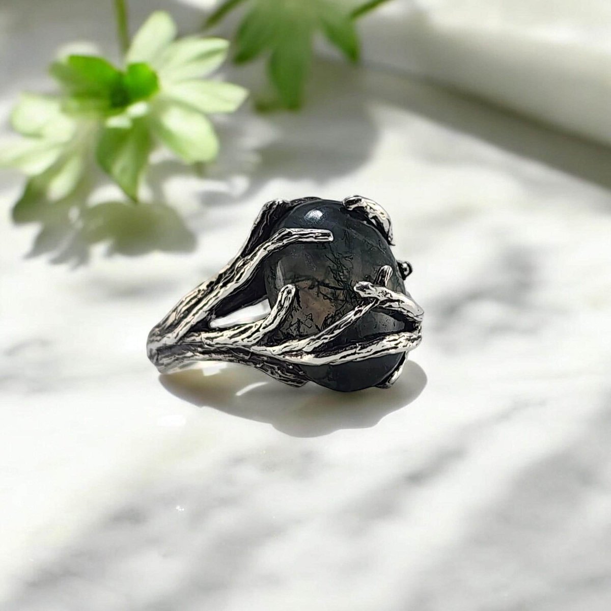 dvjewelrydsgns's tweet image. Unique Dark Silver Moss Agate Ring Nature Inspired Aquatic Agate Engagement Ring Vintage Twig Wedding Ring etsy.me/44dqpSq
 #AnniversaryRing #ElegantRing