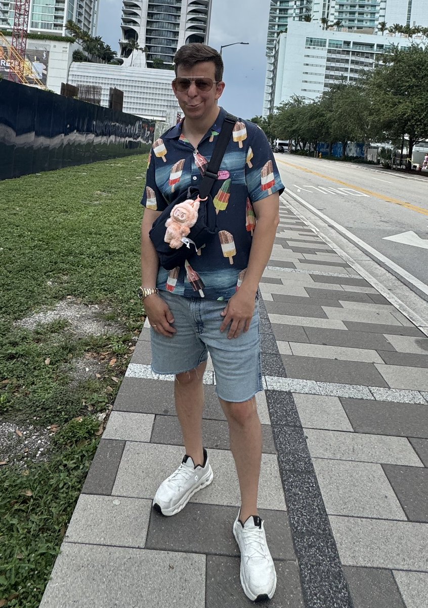 chooserich's tweet photo. Name literally anybody with more drip…

I’ll wait ⬇️ https://t.co/Uy6n13yF0S
