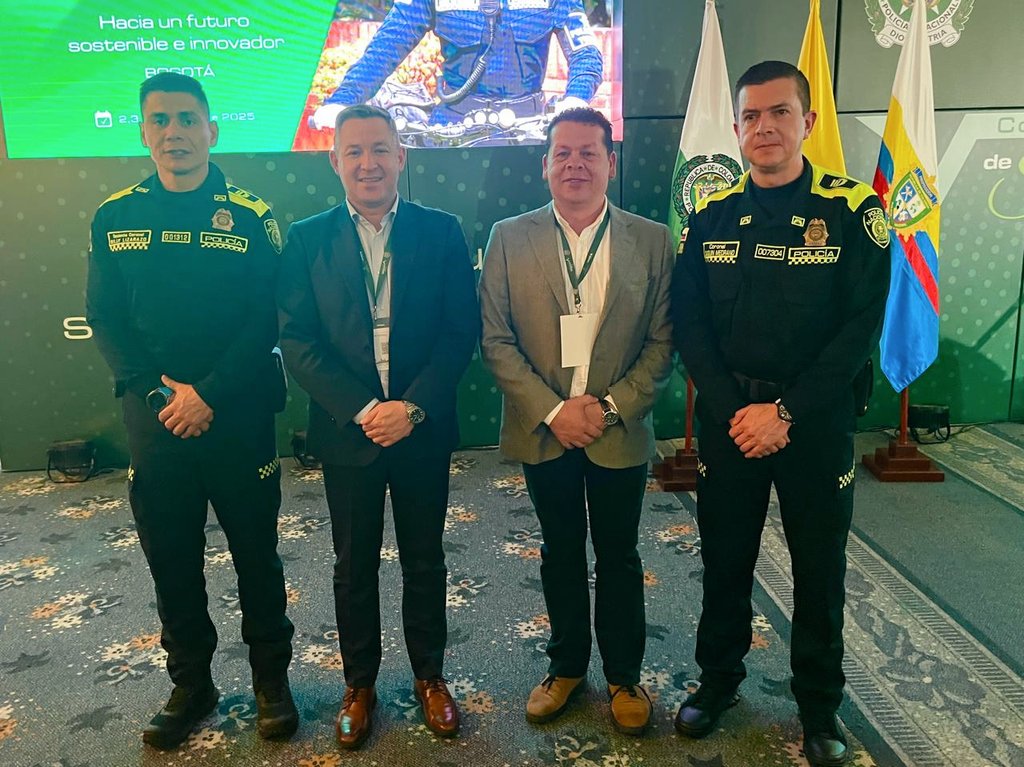 Asociación Hotelera y Turística de Colombia (@cotelcolombia) on Twitter photo Cotelco hizo presencia en el V Congreso Internacional de Seguridad Turística “Hacía un futuro sostenible e innovador”. Gracias a la <a href="/PoliciaColombia/">Policía de Colombia</a> por estos dos días de agenda académica. Cotelco hizo presencia en el V Congreso Internacional de Seguridad Turística “Hacía un futuro sostenible e innovador”. Gracias a la <a href="/PoliciaColombia/">Policía de Colombia</a> por estos dos días de agenda académica.