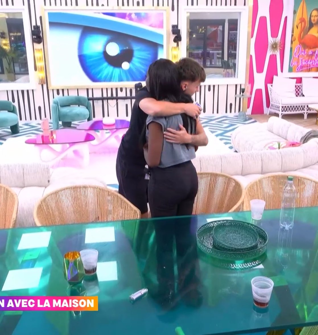useerr_76's tweet image. Je les aimes #SecretStory #SecretStoryLive #SecretStory13 #secretstory2025