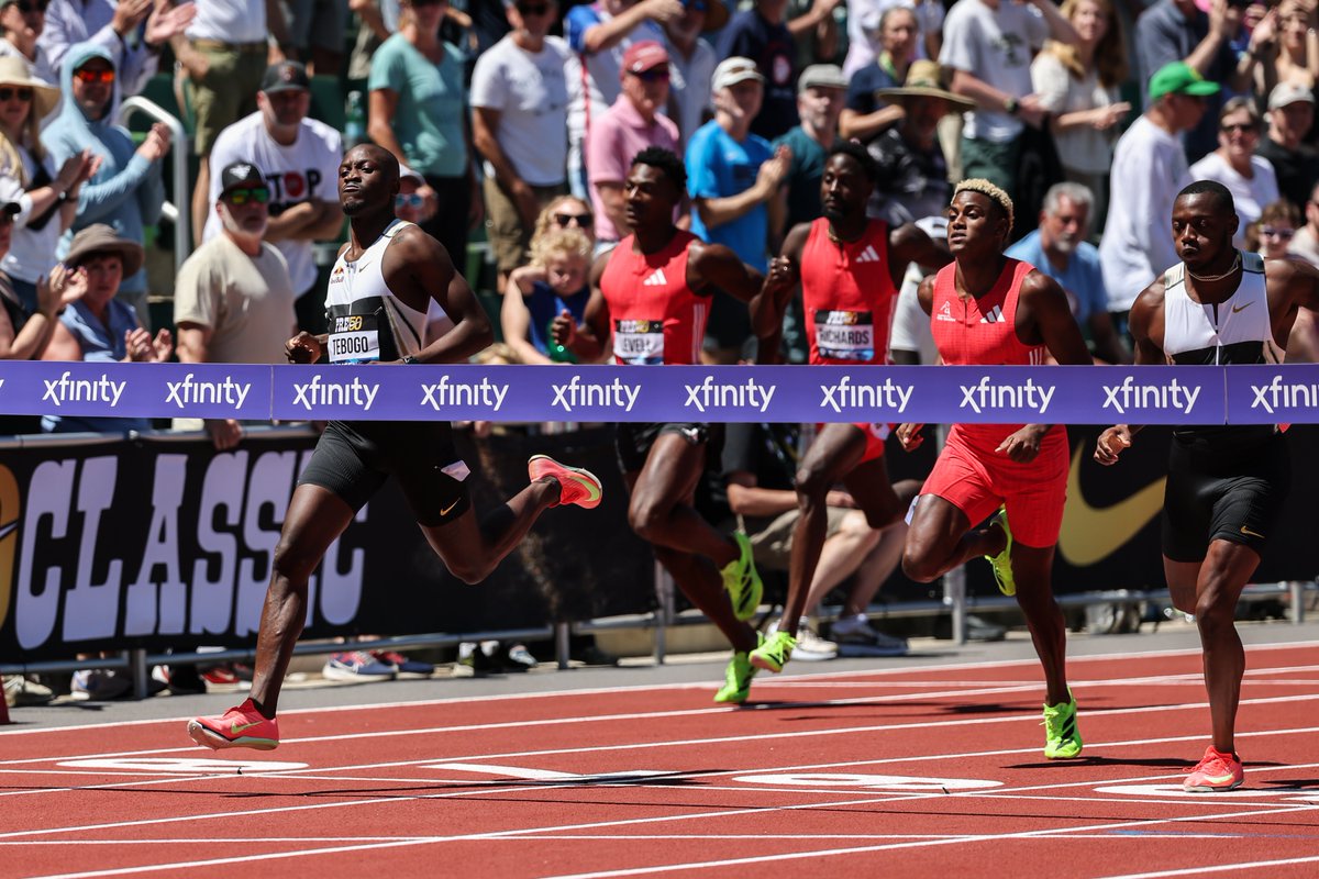Terrific Tebogo 🇧🇼

Lesile Tebogo runs a World Leading 19.76 to win the men's 200m at the #EugeneDL 🇺🇸

📷Logan Hannigan-Downs for Diamond League AG

#DiamondLeague💎