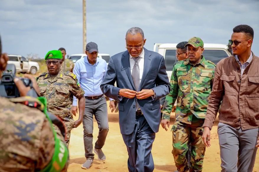 Madaxweynaha dowlad Goboleedka Koonfur Galbeed Somalia 🇸🇴 mudane <a href="/Laftagareen/">Abdiaziz Hassan Mohamed</a> ayaa ka qayb qaatay munaasibada dhagax dhiga dhismaha cusub ee Xarunta Kuliyada Tababarada Macalimiinta .

Dhismahan ayaa waxaa laga maalgalinaya sanduuqa mashruuca wayn ee waxbarashada Somalia 🇸🇴 #GPE