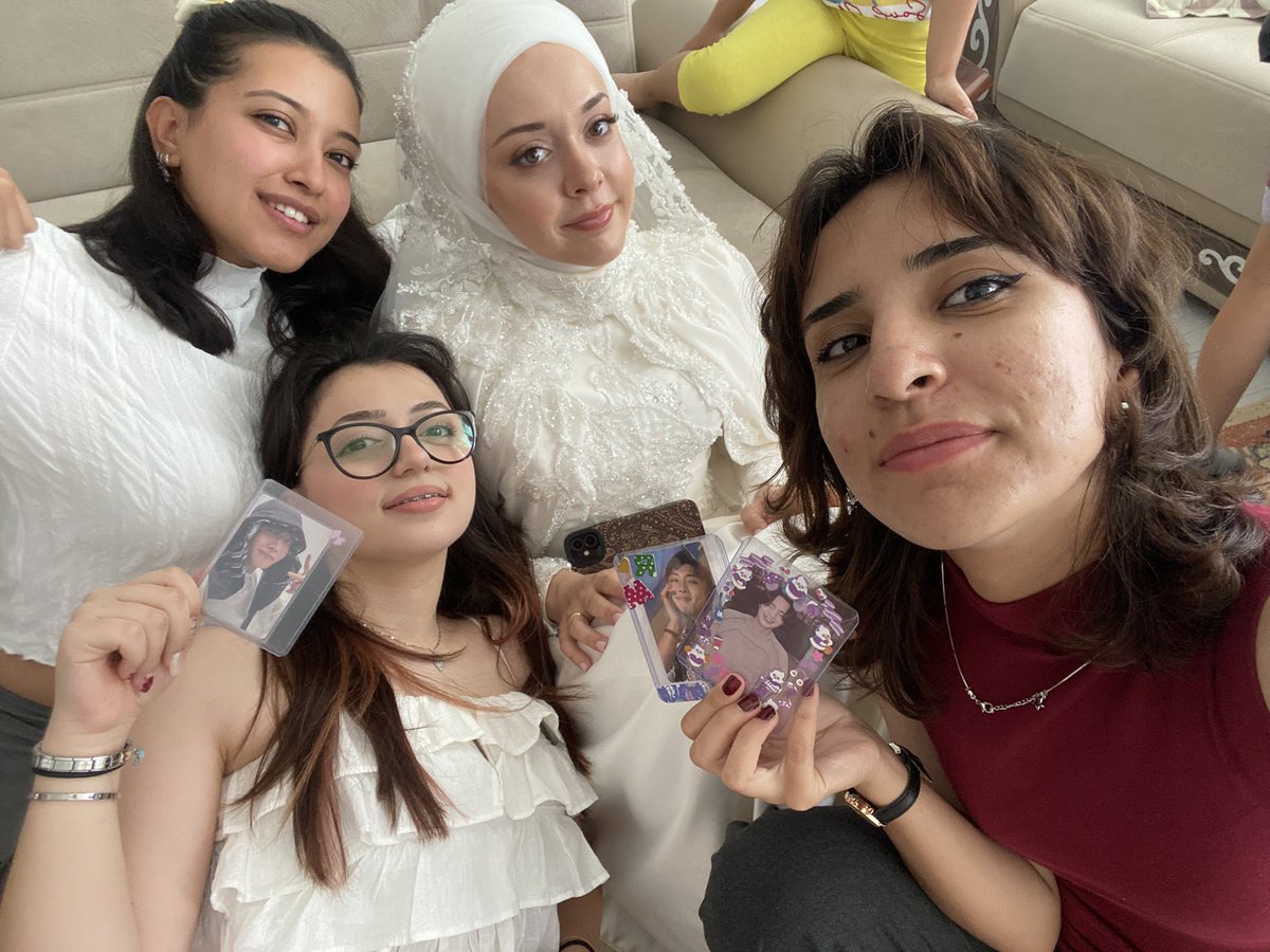 biz sonunda buluştuk ve ilk bulusmada ranosumuzu evlendirdik 😭💗 <a href="/miiyoonnn/">Alaz⁷🧷</a> <a href="/busejoon/">BUSEJOON⁷ ⟭⟬ᵉ ᵃʳᵉ ᵇ⟬⟭ᶜᵏ</a> <a href="/namunaana/">RNA⁷ 🥷🏼</a>