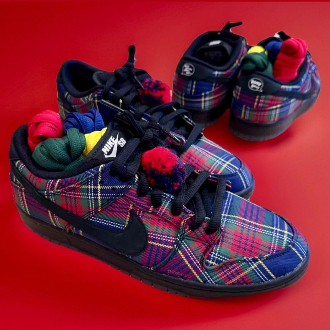 KicksFinder's tweet image. FRESH LOOK: Nardwuar x Nike SB Dunk Low Pro QS "Tartan"
 
🗓️ Holiday 2025
📝 II1493-600 (MENS)
💰 $140 USD
📸 IG: thesolesorcerer
💵COP OR 🚮DROP?