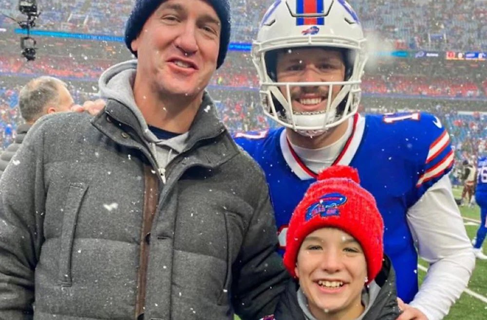 HOFSteveTasker's tweet image. Josh Allen Vs Peyton Manning
First 110 Starts
Allen Manning
Record: 76-34 65-45
Total Yds: 30576 29674
Total TDs: 260 223
Playoff record in this timeframe…
Allen: 7-6 Manning: 7-8
#BillsMafia