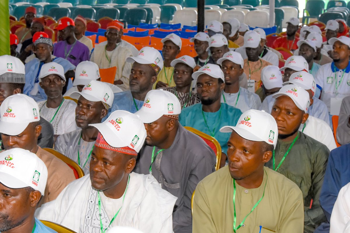 KanoPastoral's tweet image. KSADP, funded by #IsDB & #LLF, organizes training for beneficiaries of it’s Bull & Ram Fattening Scheme, to equip them with the knowledge to manage their livestock for optimal weight gain, resulting in a higher profit when sold & improved livelihoods for the livestock fatteners.
