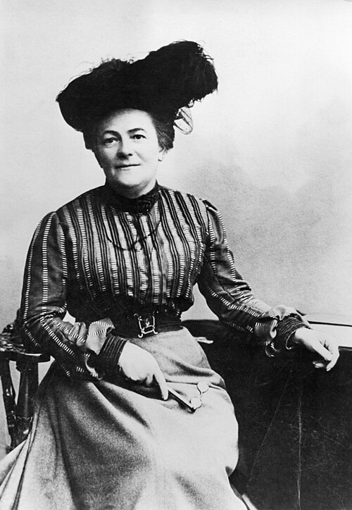 MLeninists's tweet image. 168 years ago on July 5, 1857, Clara Zetkin, German revolutionary, one of the founders of the Communist Party of Germany, was born.
