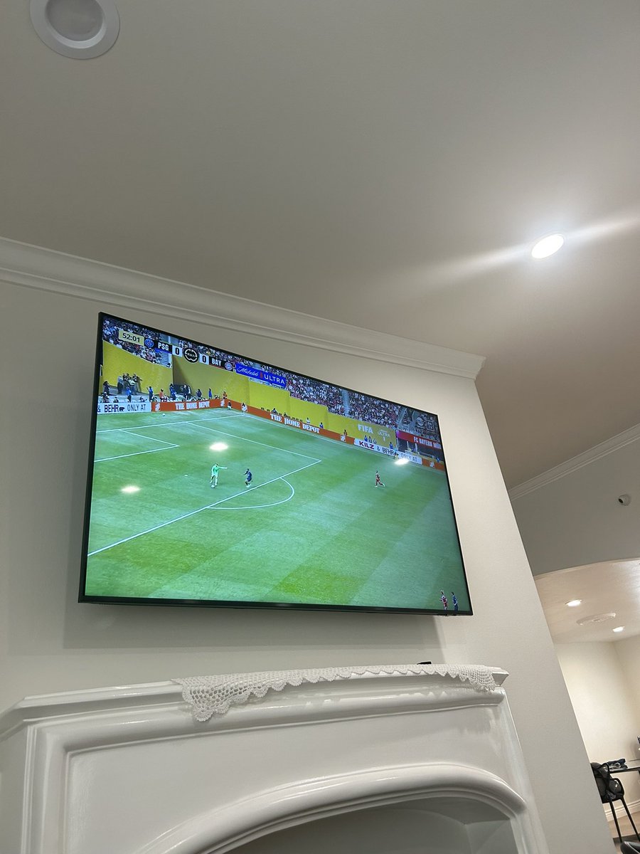 Grace Lindsay Mbabazi (@gracelmbabazi) on Twitter photo Deep down in my football loving heart, I just want <a href="/FCBayern/">FC Bayern München</a> to win the game
#FIFAClubWorldCup2025
#psgbayern Deep down in my football loving heart, I just want <a href="/FCBayern/">FC Bayern München</a> to win the game
#FIFAClubWorldCup2025
#psgbayern