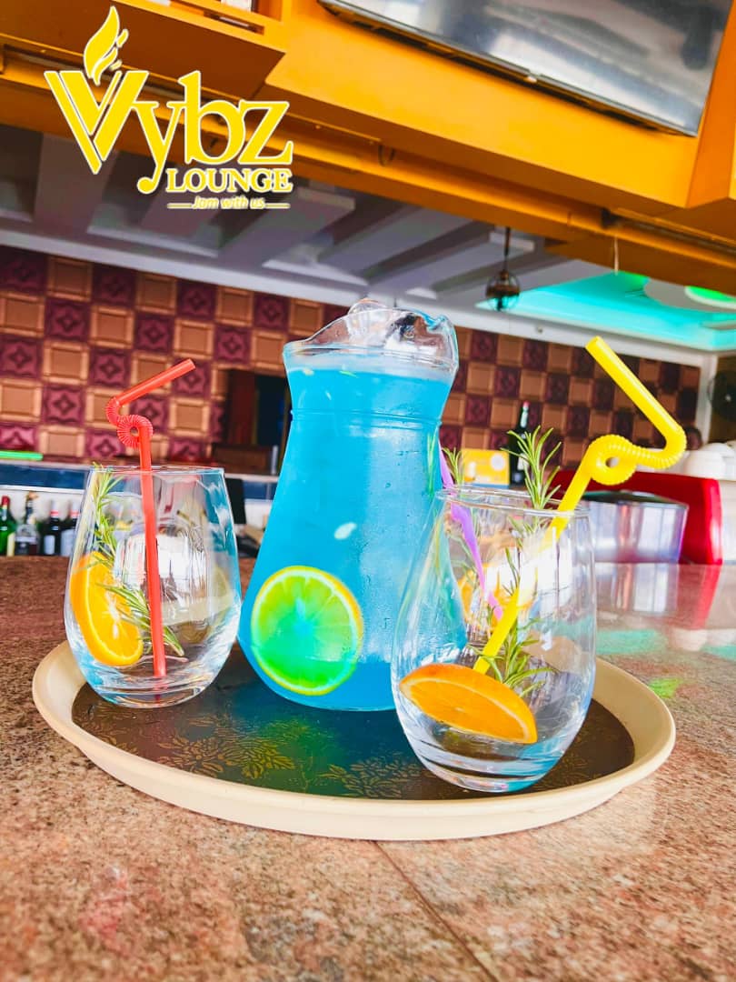 Kano bakayise Baddies Choice 🍹

#LuxeInBlanc tomorrow at Vybz Lounge