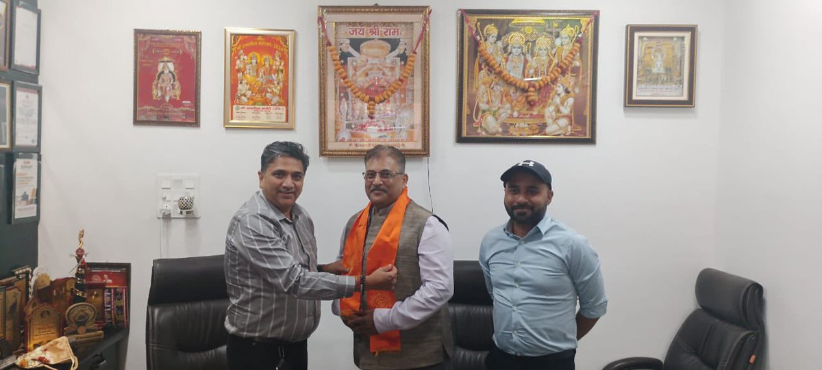 MSME के लिए दस लाख से लेकर पचास करोड़ तक का ऋण सहारनपुर में ही संभव 
आज लघु उद्योग भारती कार्यालय पर SIDBI के क्षेत्रीय प्रबंधक (उत्तर प्रदेश )श्री राजीव कुमार जी का आगमन हुआ साथ ही मुरदाबाद के प्रबन्धक अन्सारी जी भी मौजुद रहें 
जल्द ही सहारनपुर में खुल रही है सिडबी की शाखा