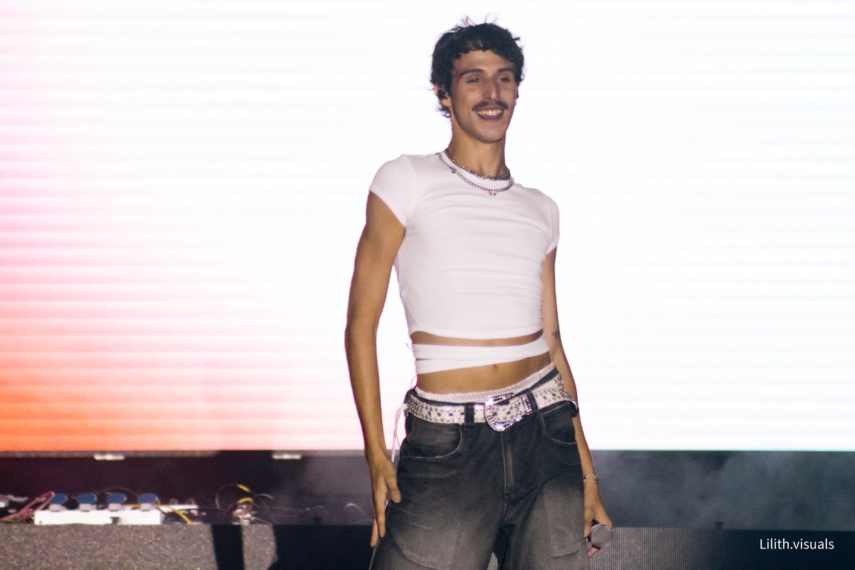 me hizo mucho ilusión hacerle fotos por primera vez el otro día en los 40 San Pedro del Pinatar, espero que os gusten🥹🫶🏼

@ lilith.visuals en ig