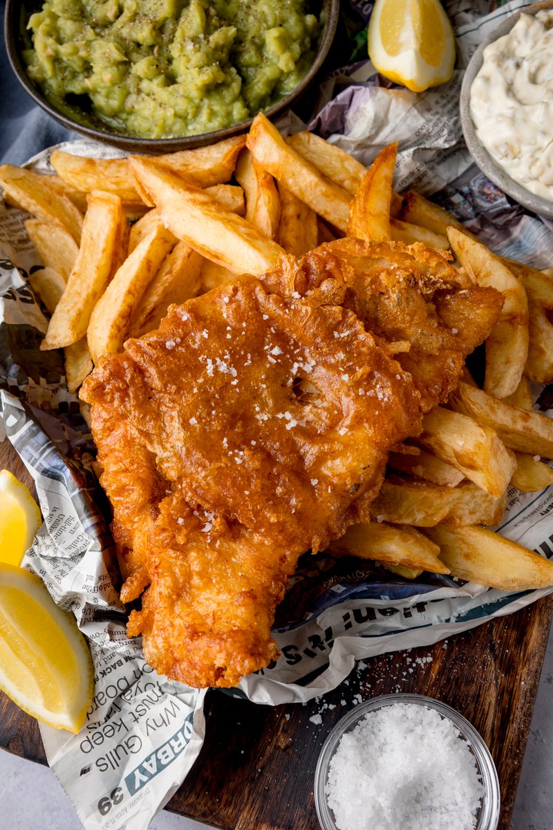 Beer Battered Fish

Beautiful, tender, creamy white fish in the crispiest golden batter. This chip-shop style fish is ridiculously tasty, and surprisingly easy to make yourself at home.

kitchensanctuary.com/beer-battered-…
#kitchensanctuary #fish #foodie #foodpic