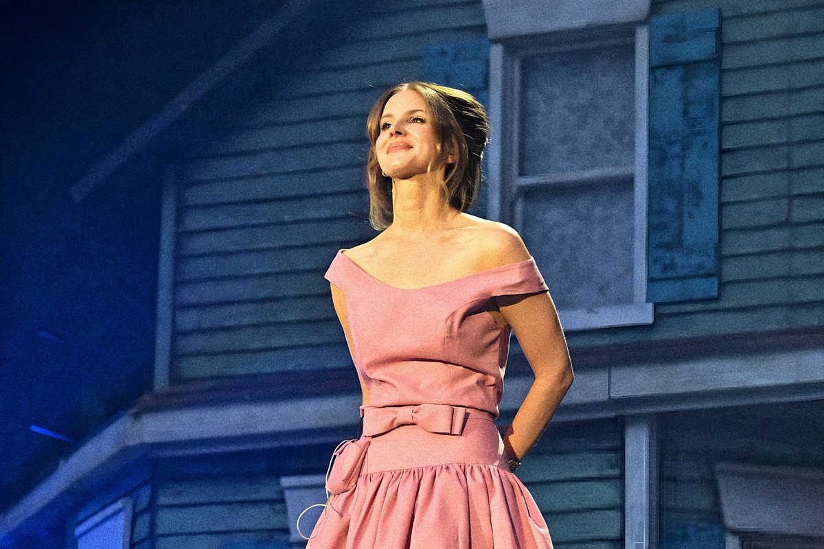 Lana Core tweet media