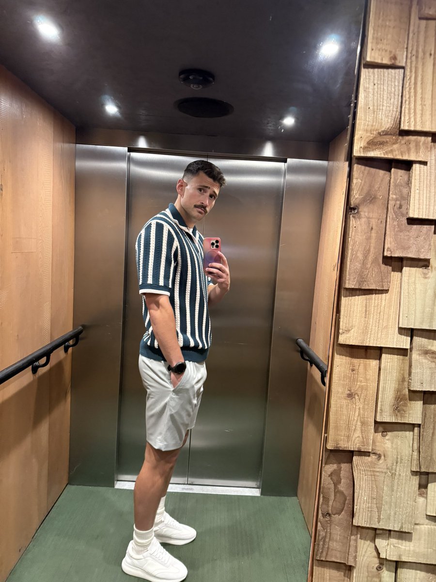 jakewilliamson4's tweet image. Few days in London 🏳️‍🌈