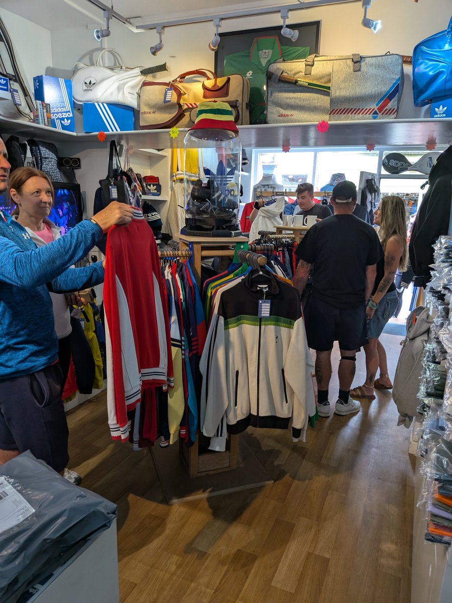 🥰Another great day at Gwalia HQ with Day Tripper Mark II flying out ! Thanks to everyone who visited us today ...same time tomorrow ? Open 11am 

#adidasoriginals #adidassecond #adidascollector #confirmyourcraft #ootd #adidasjackets #adidasdeadstock #casualscene #wales