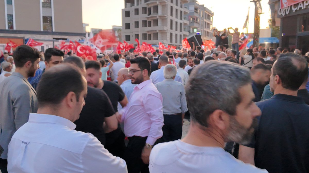 📍Adıyaman'dayız!

İl yöneticilerimiz, ilçe başkanlarımız ve partililerimizle, Adıyaman Belediye Başkanımız Abdurrahman Tutdere'ye ve milletin iradesine sahip çıkmak için Adıyaman il başkanlığımızı önündeki Miting alanındayız!

"Kurtuluş yok tek başına, ya hep beraber ya hiç