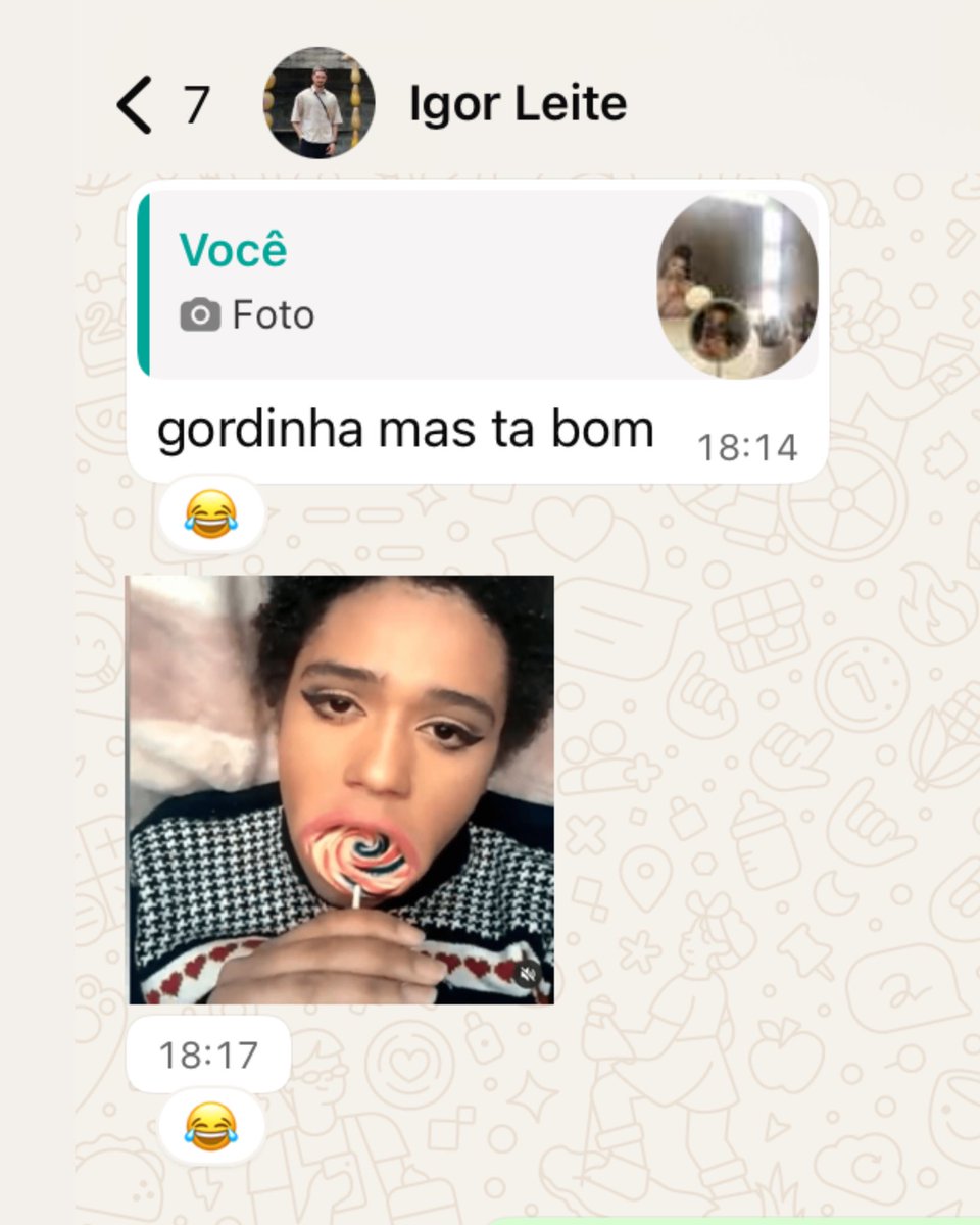 senhoritabira's tweet image. Cerque-se de amigos que estimulem e enalteçam você.
Esse é o segredo da felicidade!