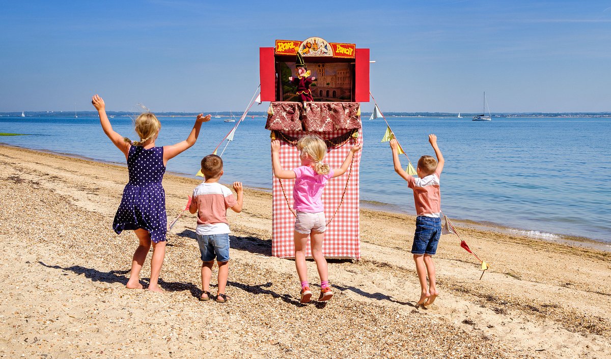 The summer holidays are just around the corner... have you got your adventures planned yet?

From stunning gardens to classic seaside fun, there’s a perfect day out for everyone. Get ahead of the rush and start planning your summer of fun today! 👉 hampshireattractions.co.uk/places-to-visi…