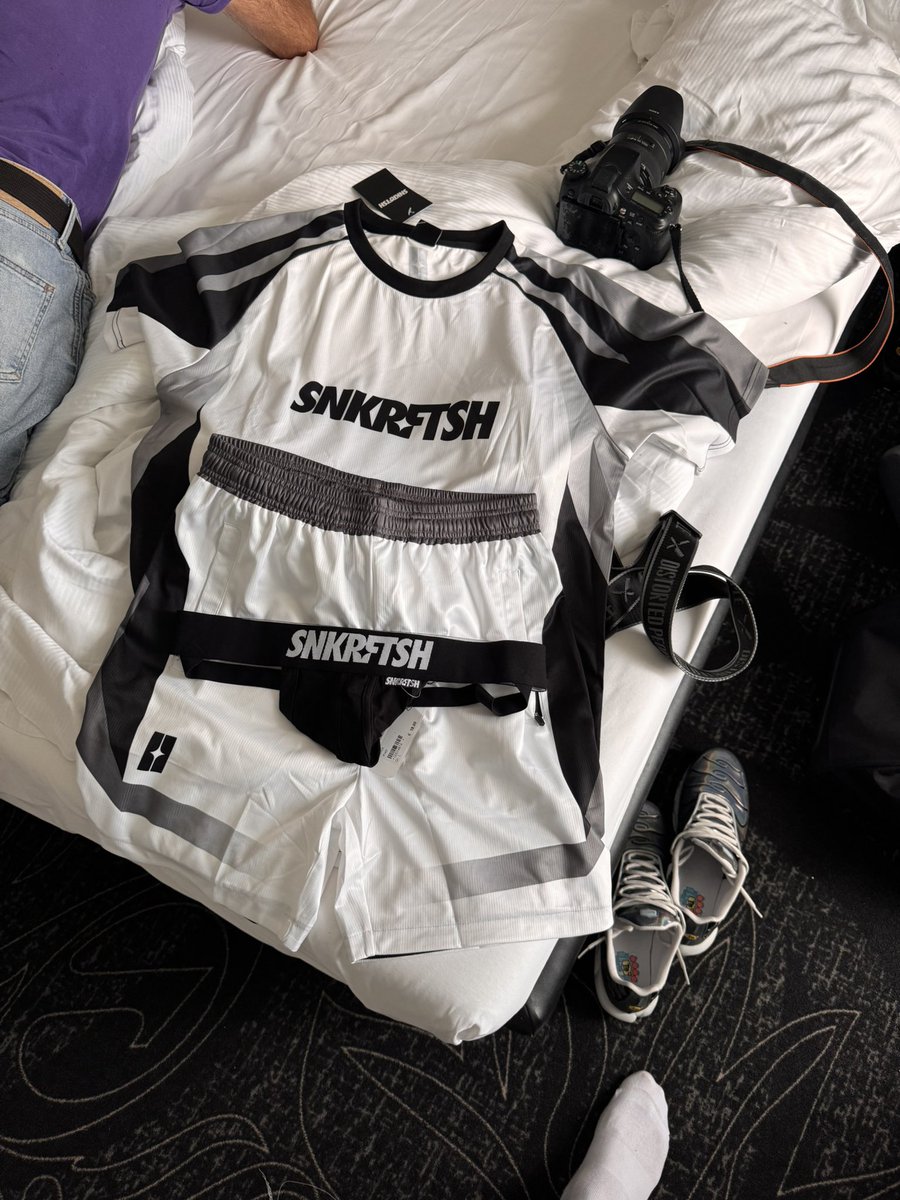 👉👈 Huch vielleicht war ich im „Best of“ gerade etwas Horny 🥵