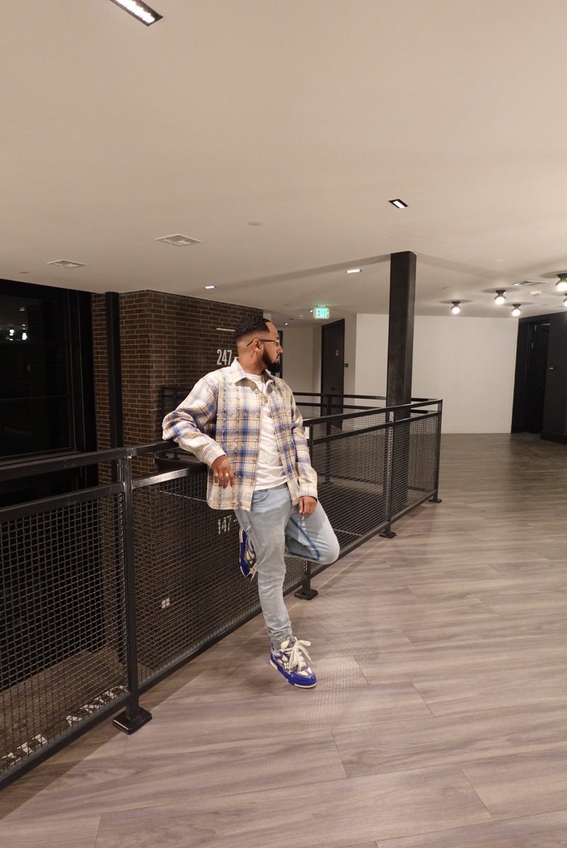 1 of 1 you niggas can’t clone me 🦠

🅿️

Year 27 HAPPY 🅿️ DAY