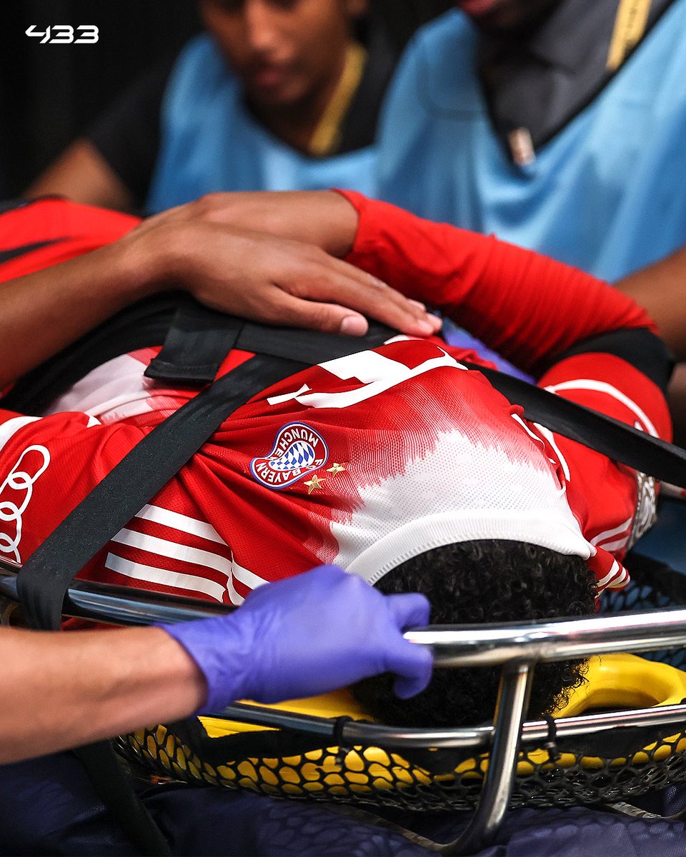 MarescaBall's tweet photo. π¨ Injury Update: Jamal Musiala
Bayern Munich & Germany star Jamal Musiala suffered a horrific injury after a heavy collision with goalkeeper Gianluigi Donnarumma.
π Pray for Musiala.
#Musiala #InjuryUpdate #PitchTalk #PrayForMusiala https://t.co/ETQVPVGPI2