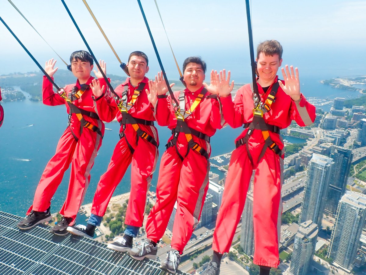 ithrowow's tweet image. Absolute Cinema