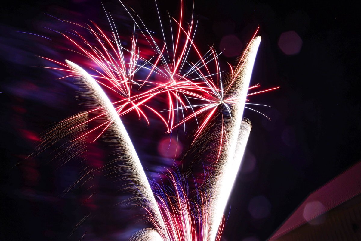 4th of July Fireworks Photography 🇺🇸🎆<a href="/spinbrown/">Spencer Brown</a> <a href="/RioBrown32/">Rio Brown 🏐</a>