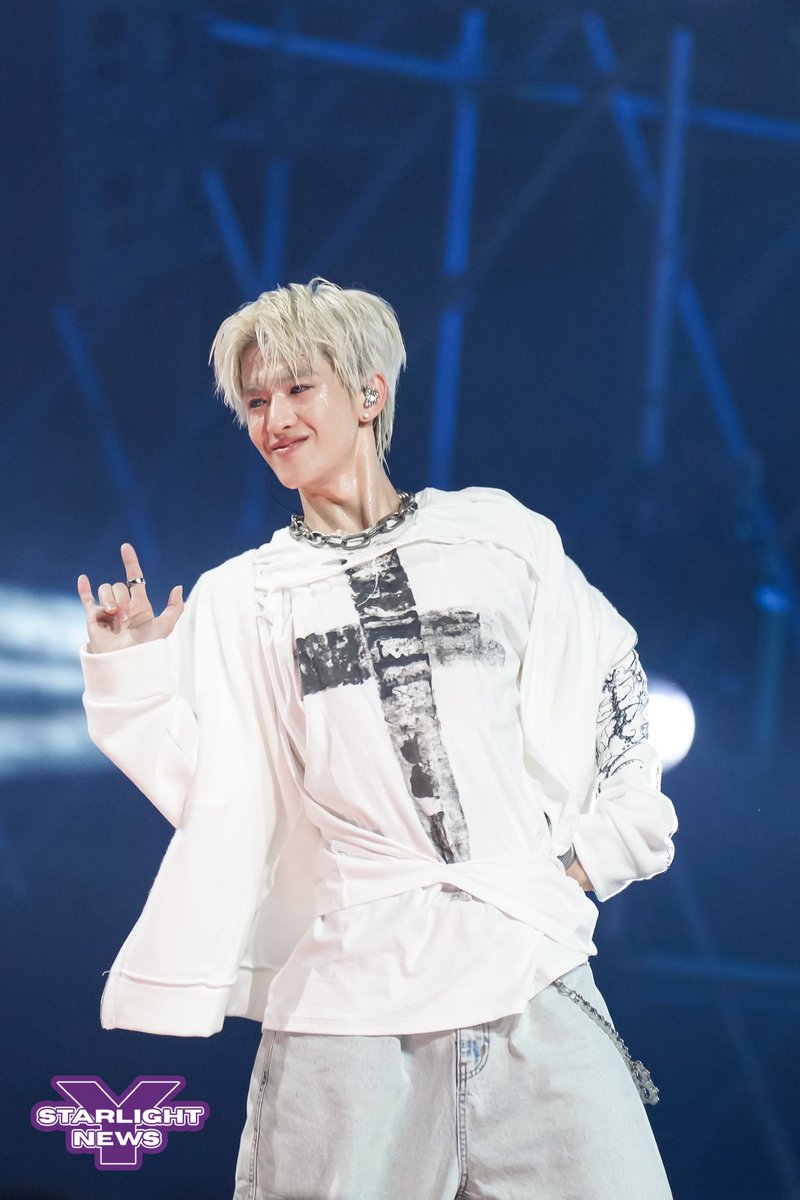 “จินวุค BUS” ในงาน “MIXEDPOP Music Festival Bangkok 2025” 💕✨

#JINWOOKkim
#BUSbecauseofyouishine 
#MIXEDPOPBANGKOK2025xBUS
#MIXEDPOP2025
#MIXEDPOP2025_D1
#MIXEDPOPBANGKOK2025