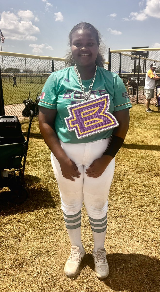Bracket game #1 <a href="/PrepFastpitchSB/">Prep Fastpitch Tournaments</a> was a W 8-0 in run rule fashion! <a href="/TZenon2027/">Tierney Zenon</a> dominated the ⭕️ with a 1-hit shutout! She also dropped a solo 💣!
<a href="/dayanamalone27/">Dayana Malone</a> (double) and <a href="/TZenon2027/">Tierney Zenon</a> each had 2 hits. While <a href="/HFettue2027/">Helena Fettue</a>, <a href="/OSmith2028/">Olivia Smith</a> (double), <a href="/Ady_Freeman0109/">Adysen Freeman</a>, <a href="/TatumHumphrey20/">Tatum Humphrey</a>