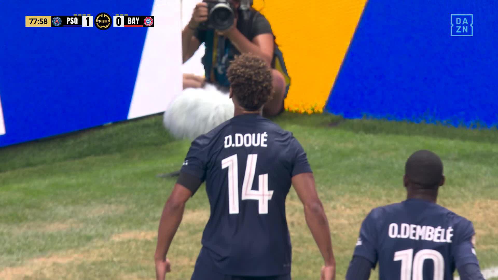 79' DÉSIRÉ DOUÉ!Excellent finish into the bottom corner and PSG lead 1-0!